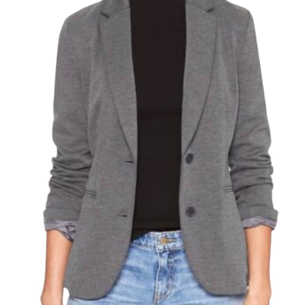 Gap factory academy blazer charcoal grey sz . 18 runs a bit small.